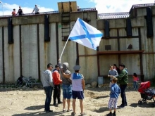 За тех, кто в море, на вахте и на гауптвахте...